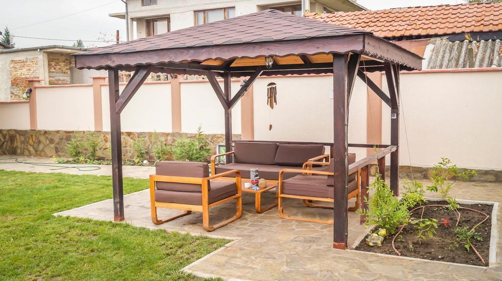 Guest House Meridi Priseltsi Ngoại thất bức ảnh