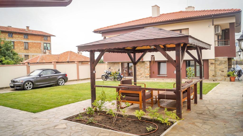 Guest House Meridi Priseltsi Ngoại thất bức ảnh