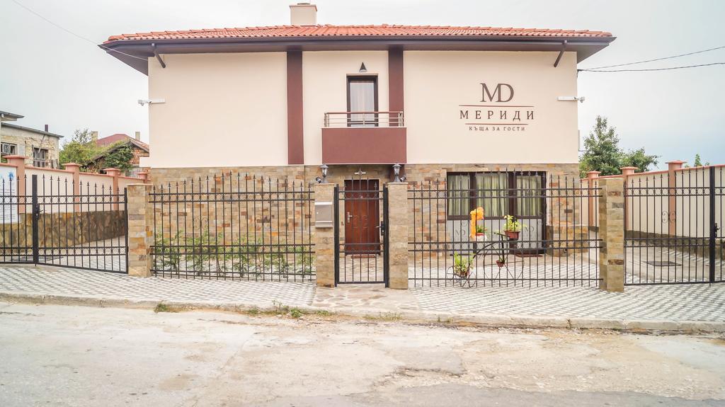 Guest House Meridi Priseltsi Ngoại thất bức ảnh