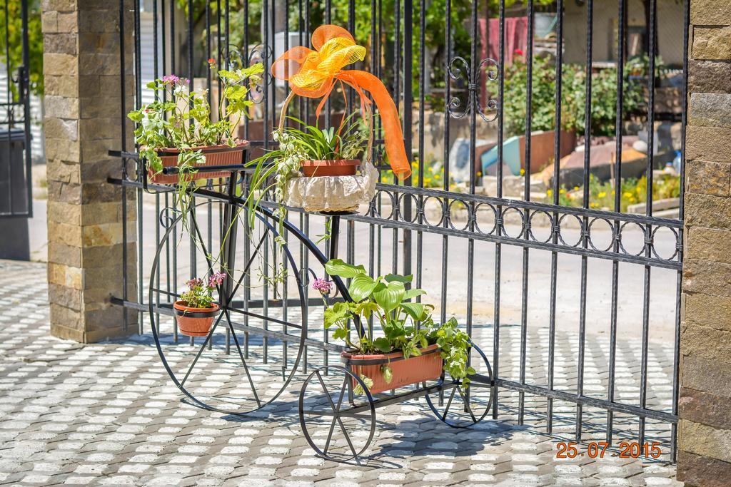 Guest House Meridi Priseltsi Ngoại thất bức ảnh