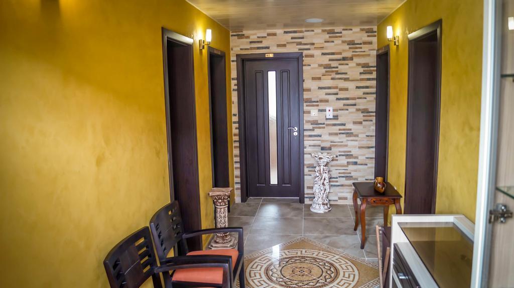Guest House Meridi Priseltsi Ngoại thất bức ảnh