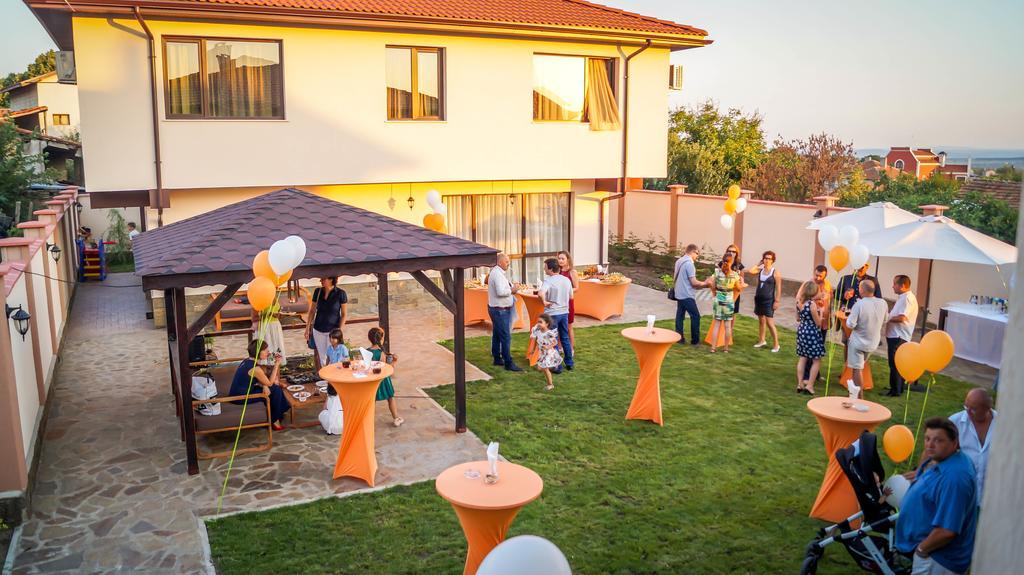 Guest House Meridi Priseltsi Ngoại thất bức ảnh